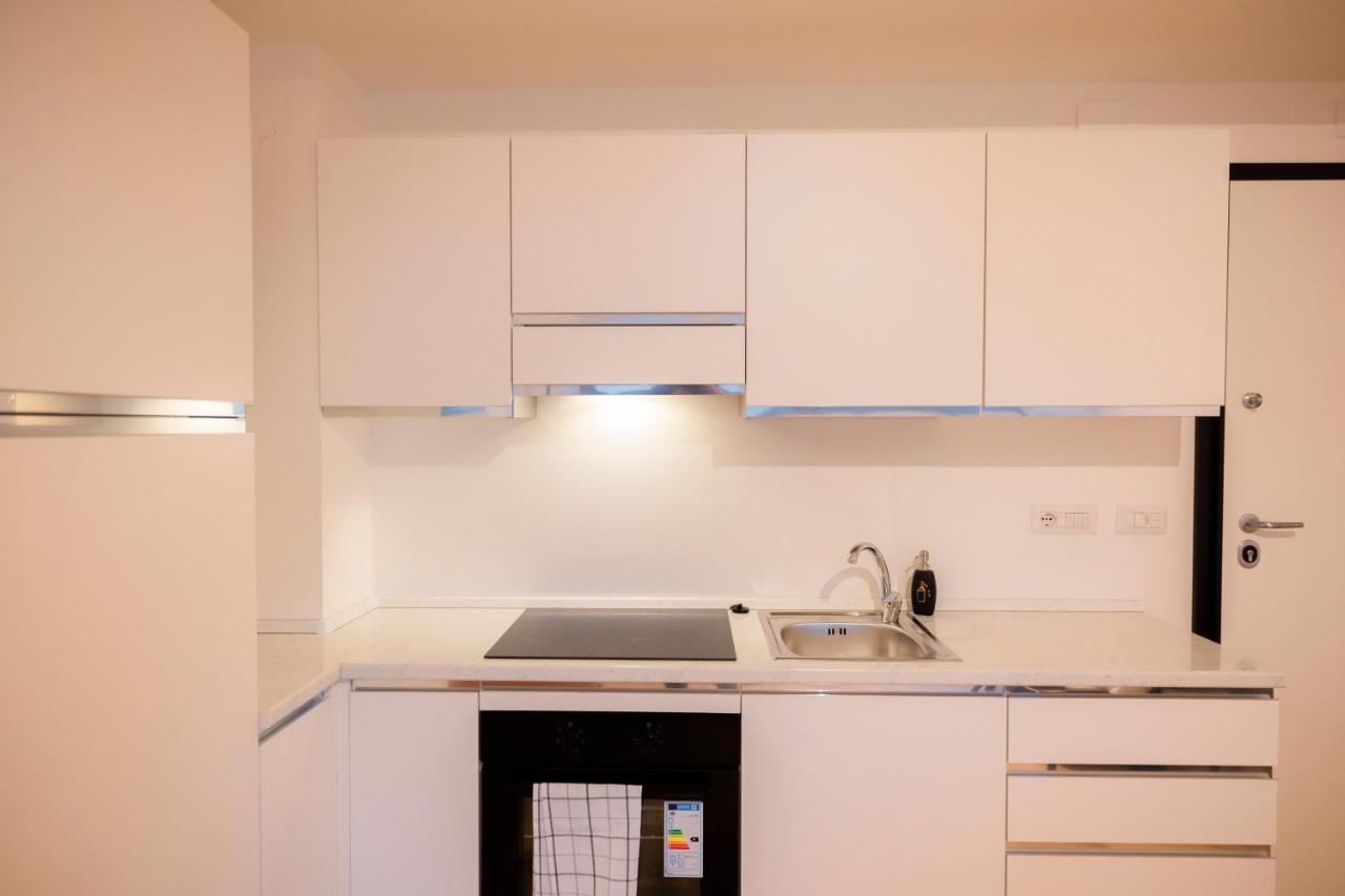 Nuovissimo Bilocale In Zona Navigli/Romolo Apartment Milan Luaran gambar